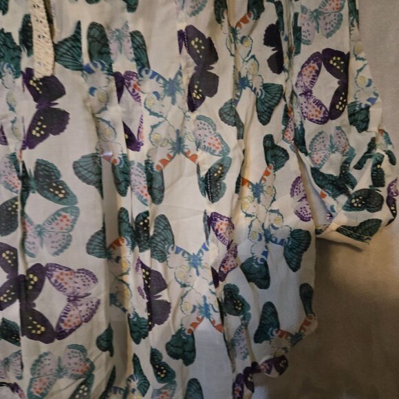 NWT Butterfly Print Sheer Boho Blouse Lace Trim/Button Flowy Lightweight Sz‎ SP - Picture 5 of 8